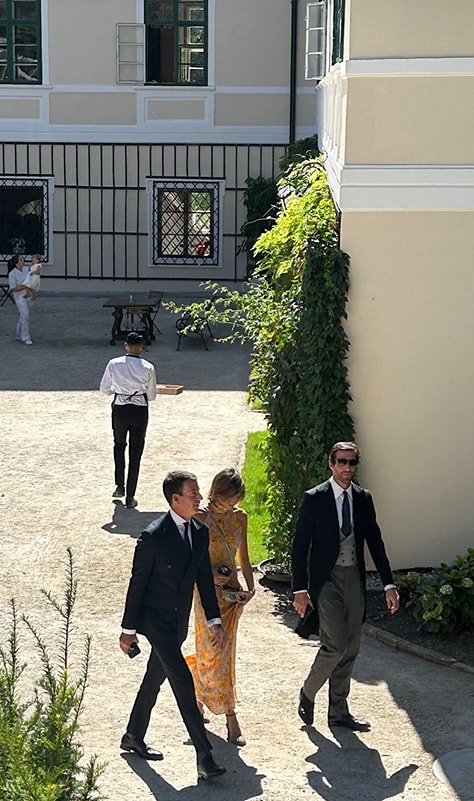 Jaime Ardid Martínez Bordiú and Inés Ybarra, along with Tomás Terry Jr.