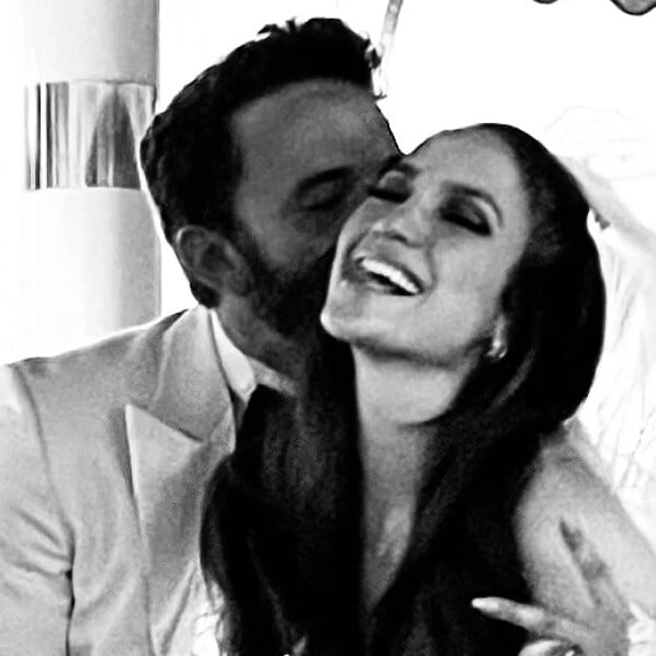 Jennifer Lopez and Ben Affleck get married in Las Vegas