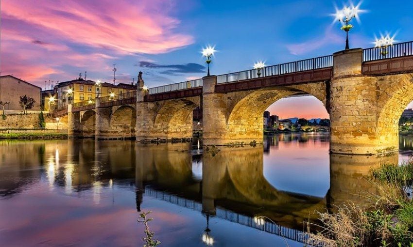 Puente de Miranda de Ebro, la localidad burgalesa donde el chef Alejandro Serrano acaba de conseguir su primera estrella Michelin.