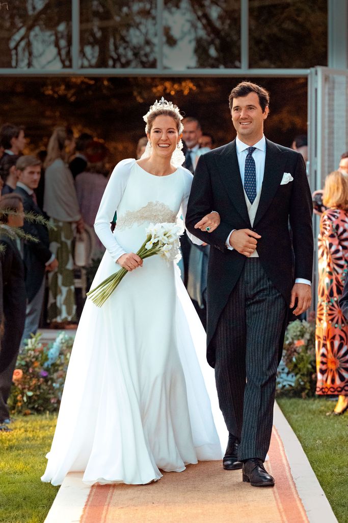 Victoria López-Quesada y Enrique Moreno de la Cova en su boda