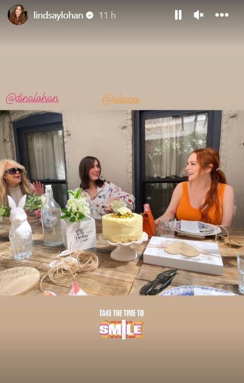 Lindsay Lohan con su madre Dina y su hermana Aliana