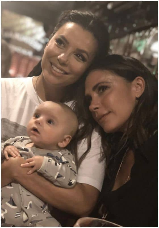 Ahora Eva Longoria comparte grandes momentos con su amigas y su hijo 