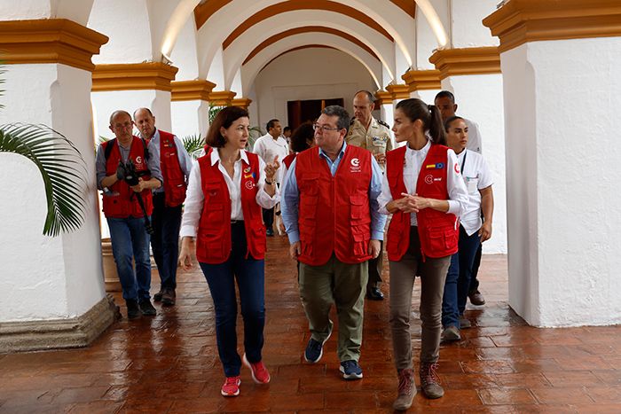 La reina Letizia con la colectividad española en Guatemala
