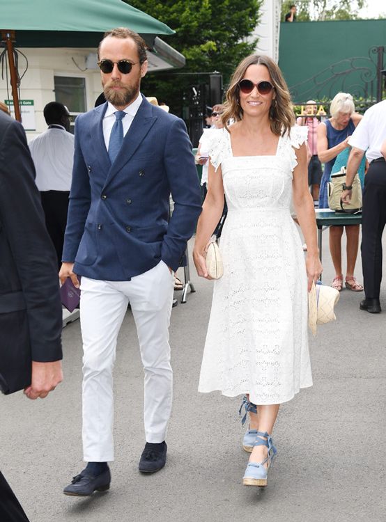 Pippa Middleton presume de embarazo junto a su hermano en Wimbledon