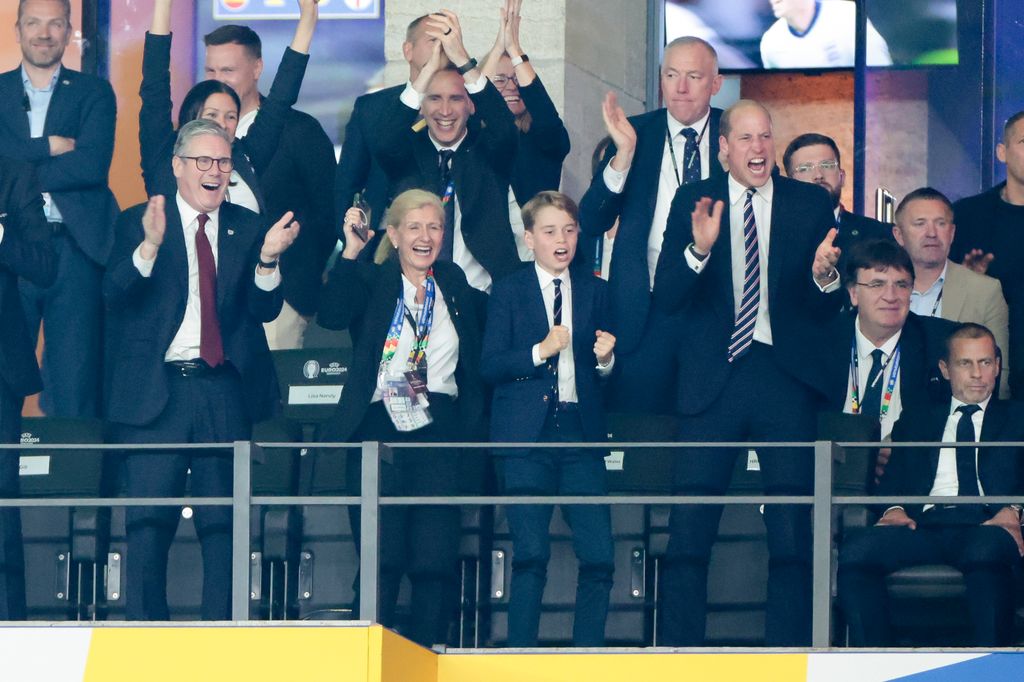 El príncipe Guillermo con el príncipe George en la final de la Eurocopa el 14 de julio de 2024