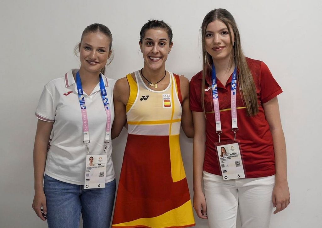 La Princesa Leonor y la Infanta Sofía con Carolina Marín en los Juegos Olímpicos de París 2024