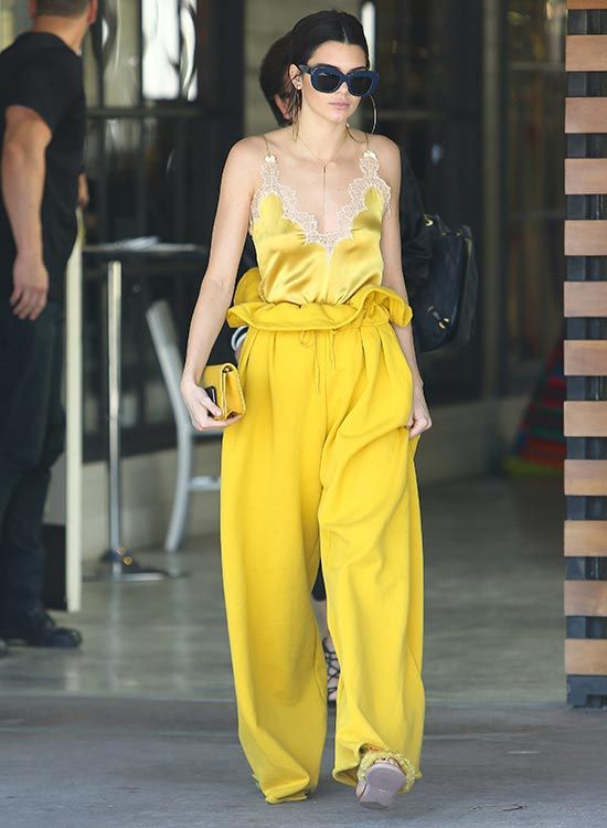 kendall_jenner_total_look_amarillo_2z