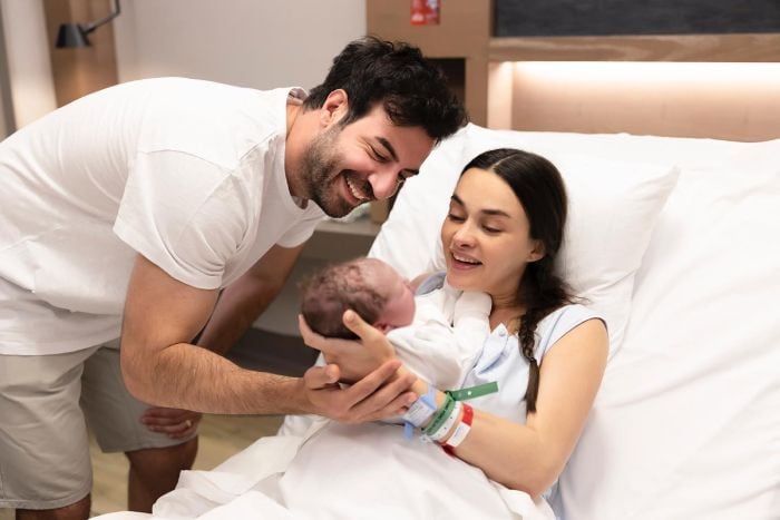 İsmail Demirci y Hande Soral tienen un hijo, Ali