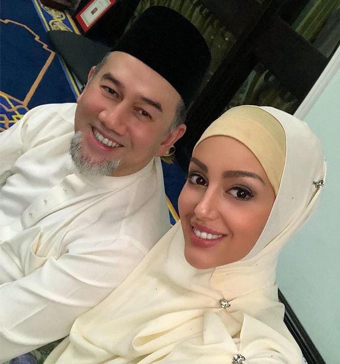 Mohamed V de Malasia confirma su divorcio y pone en duda la paternidad de su hijo