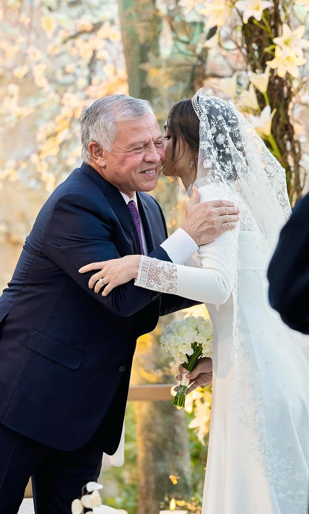 HO4103 Boda de Iman de Jordania