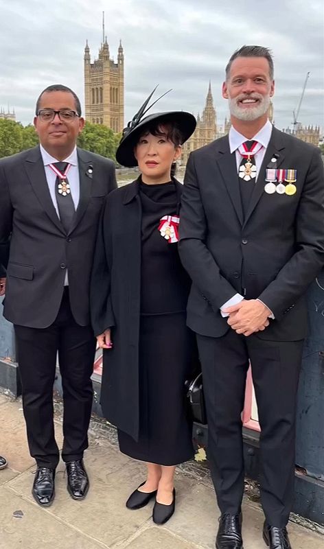 La actriz  Sandra Oh en el funeral de Isabel II