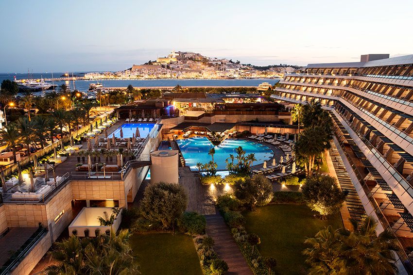 Aerea-nocturna-ibiza-gran-hotel