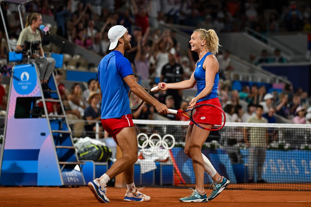 Katerina Siniakova y Tomas Machac. Juegos Olímpicos París 2024