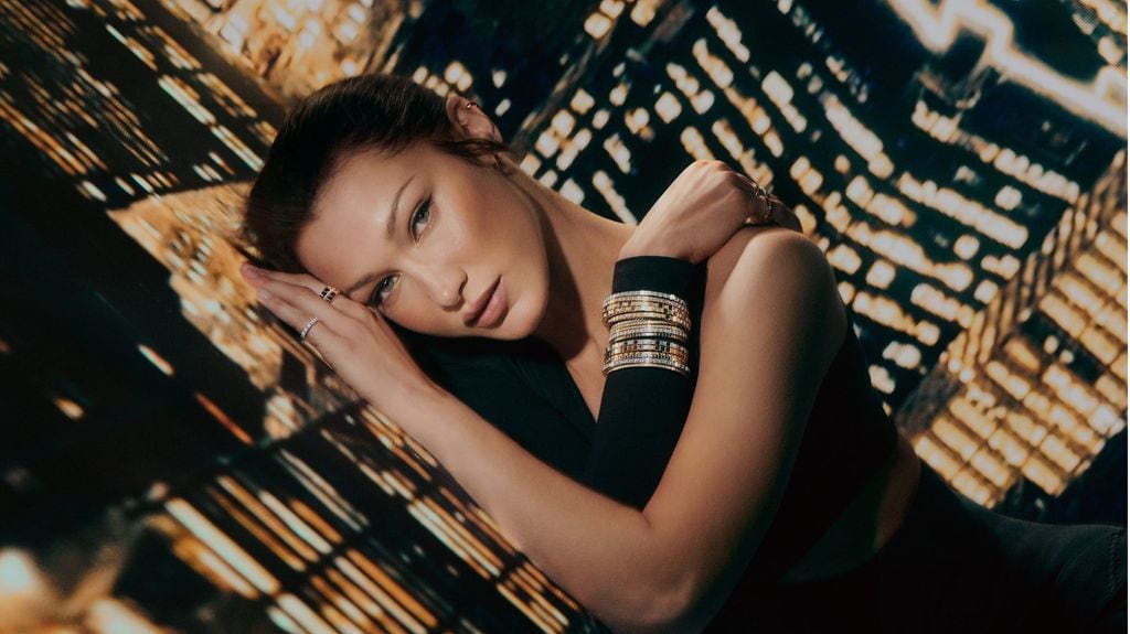 Bella Hadid posa para Chopard