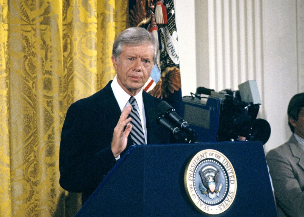 Jimmy Carter en una conferencia en la Casa Blanca 1980