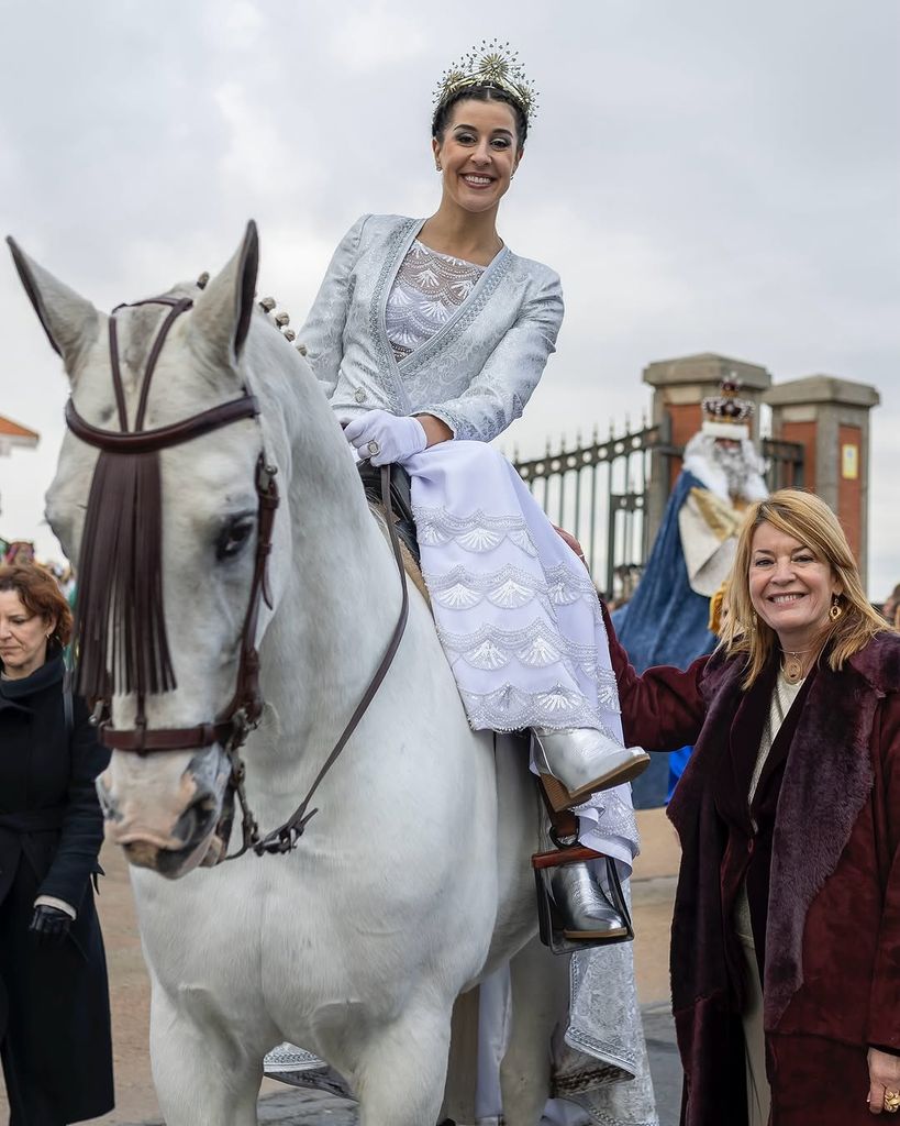 Carolina Marín como Estrella de la Ilusión en la Cabalgata de Huelva de 2025