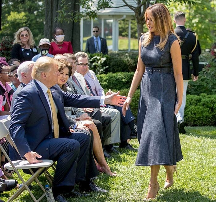 melania trump casa blanca denim a