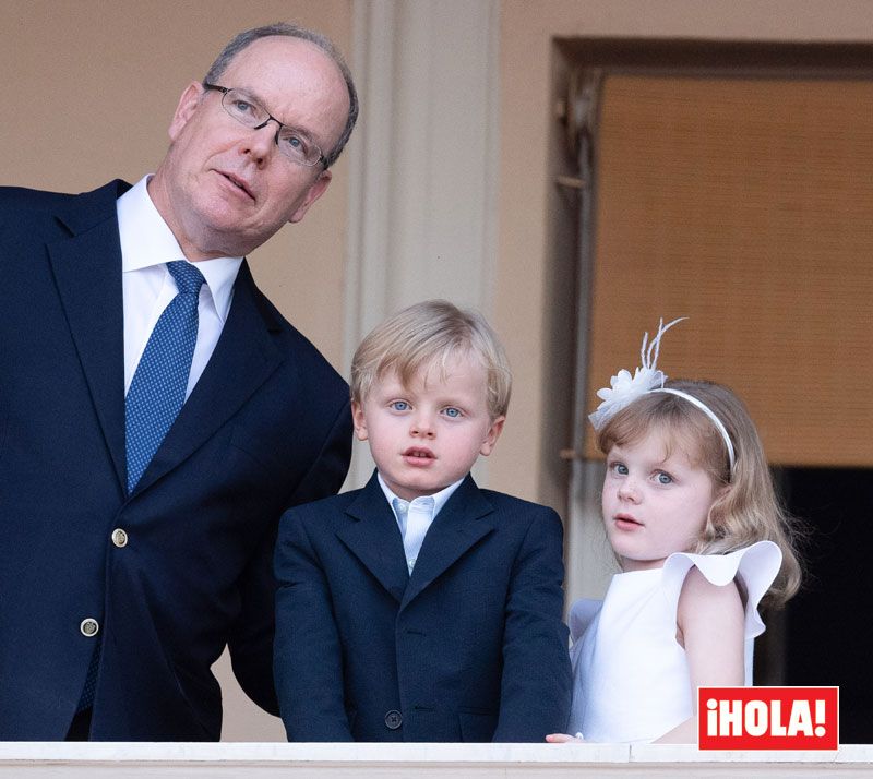 Alberto de Mónaco junto a sus hijos Gabriella y Jacques