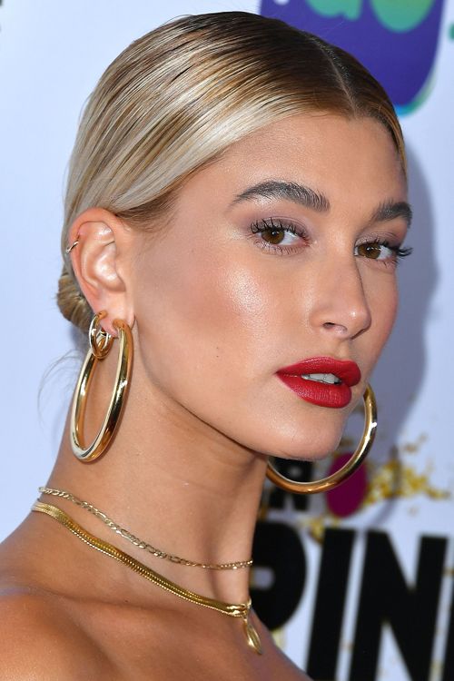 Hailey Baldwin, pestañas XL