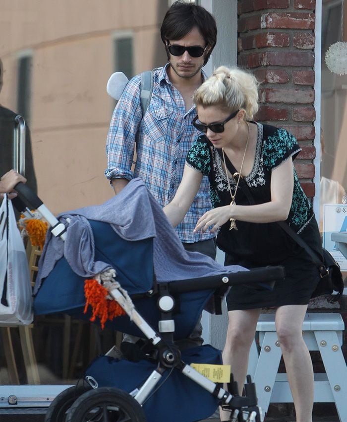 Dolores Fonzi y Gael García Bernal