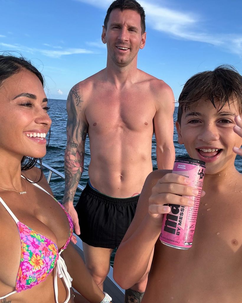 Antonela Roccuzzo ha abierto el álbum de sus vacaciones de verano en familia.