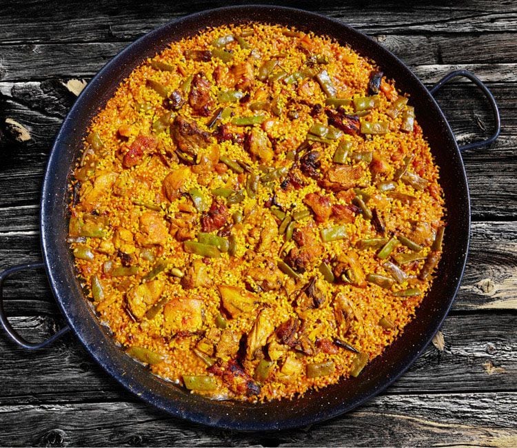 Paella valenciana