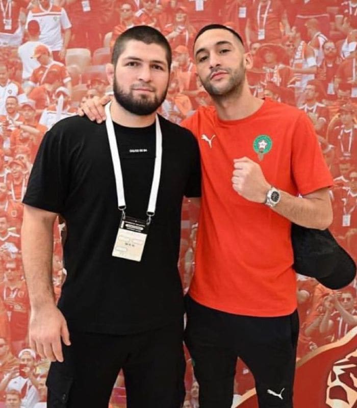 Hakim Ziyech junto a Khaled Beydoun en el Mundial de Qatar 2022 