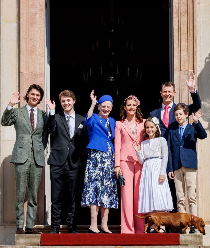 Margarit de Dinamarca con el príncipe Joaquín y su familia 