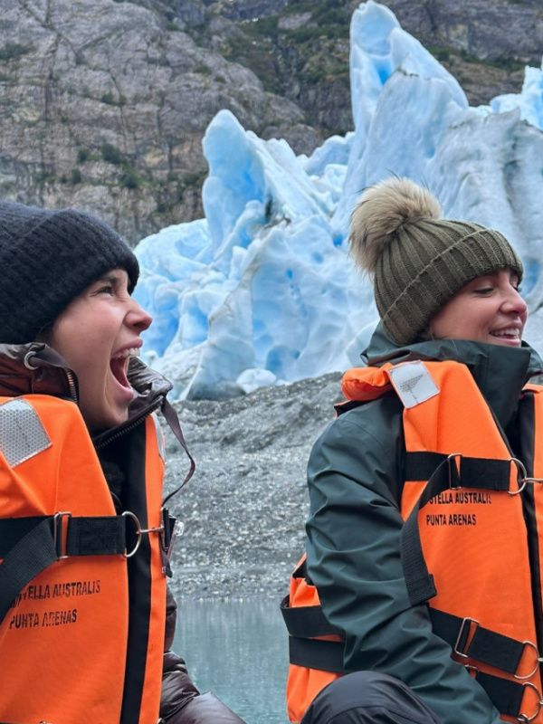 Las hermanas en la Patagonia argentina en el programa Planeta Calleja