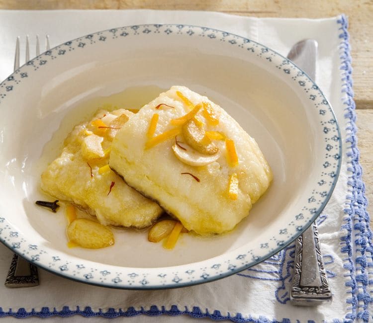 Bacalao con cítricos y azafrán