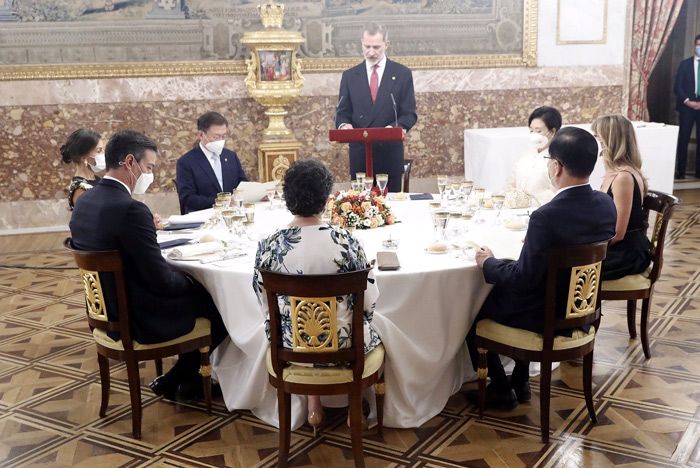 Felipe discurso cena de Estado