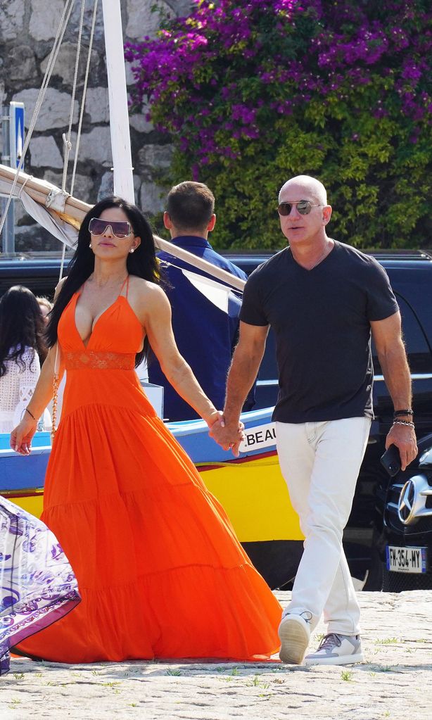 Jeff Bezos and Lauren Sanchez