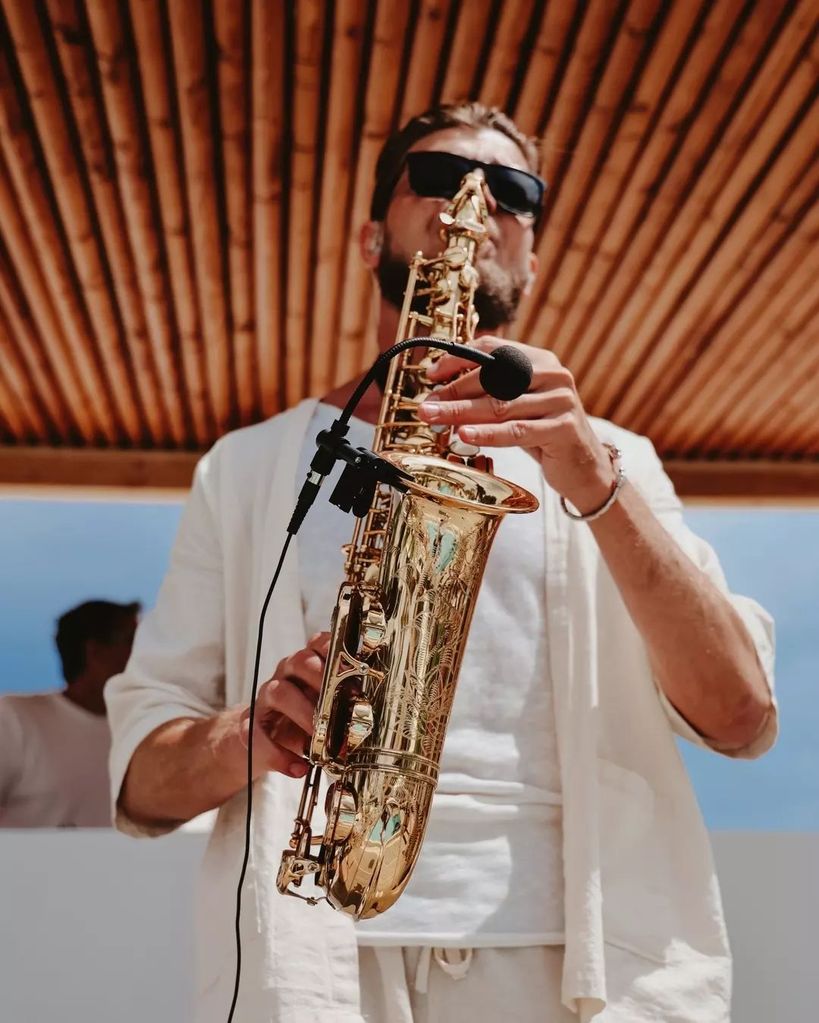 Saxofonista en Nikki Beach Mallorca