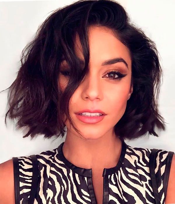 short_bob_vanessa_hudgens_1a