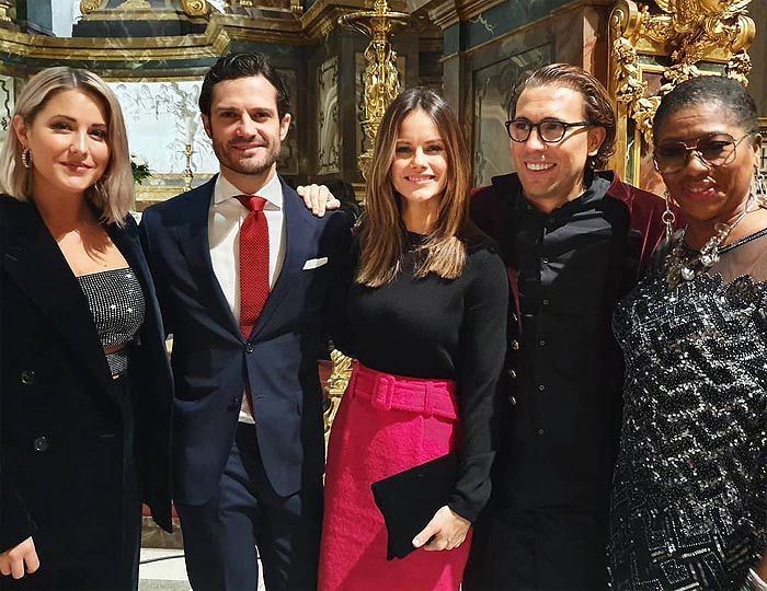 Sofía y Carlos Felipe de Suecia, sonrientes y muy cómplices en el tradicional concierto de Navidad