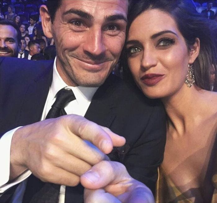 Sara Carbonero y Iker Casillas deslumbran en la Gala de los Dragones de Oporto