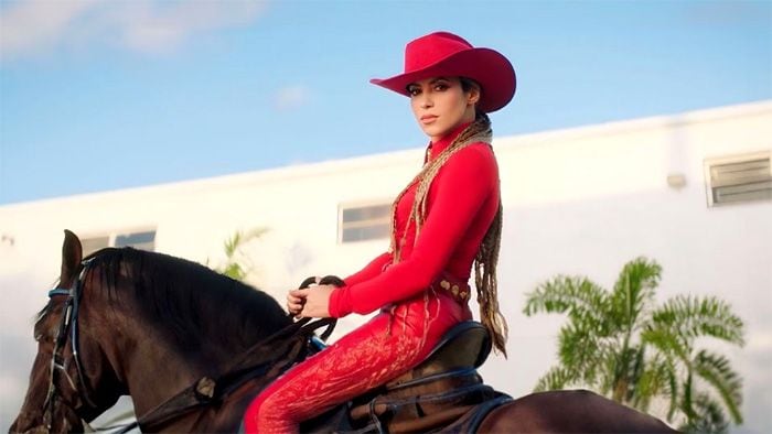 Shakira en el videoclip de 'El Jefe'