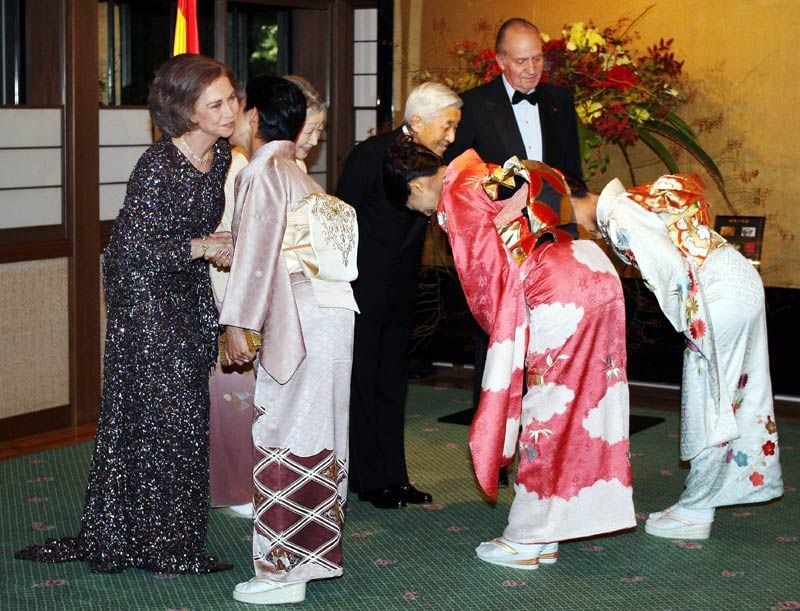 Reyes Juan Carlos y Sofía con los emperadores de Japón