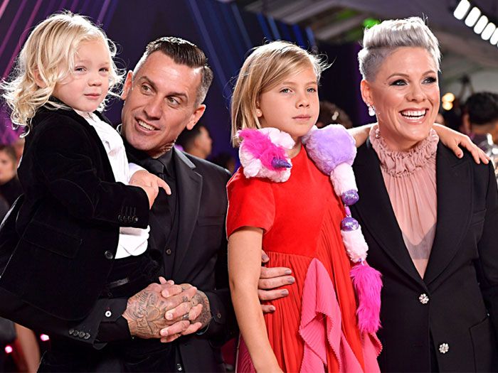 pink-familia-getty