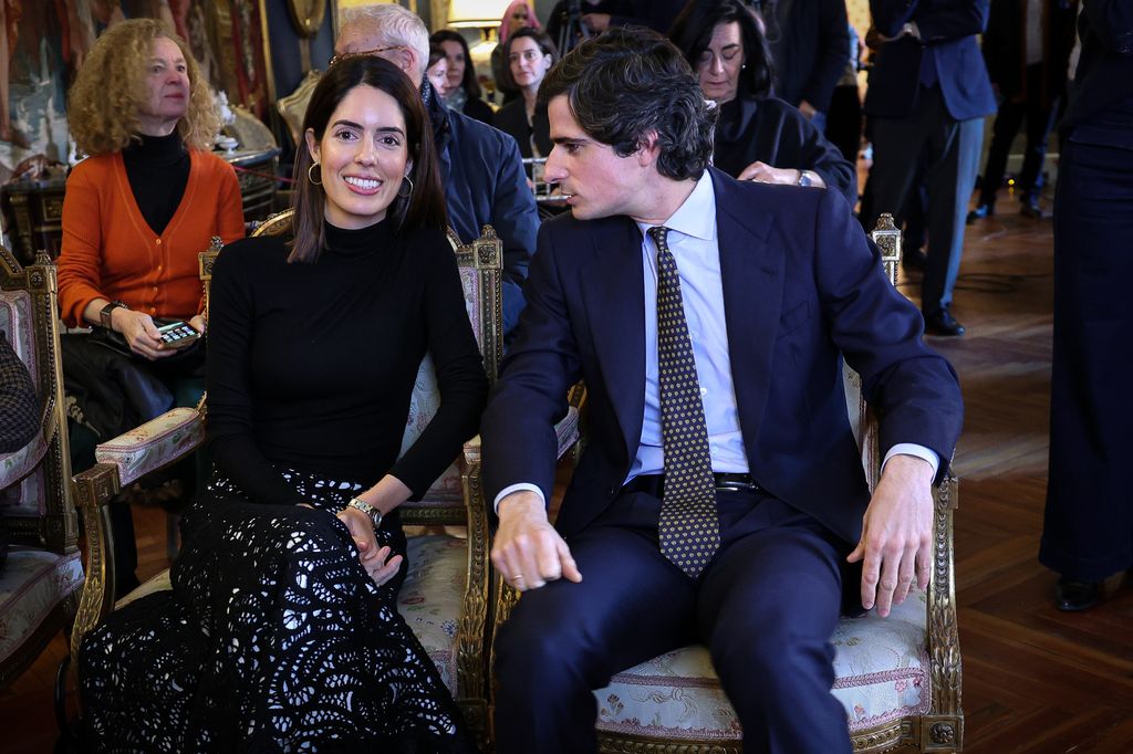 Sofía Palazuelo Barroso y Fernando Fitz-James Stuart y Solís en el palacio de Liria