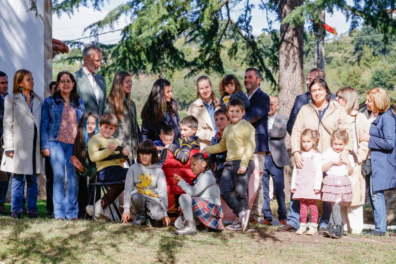 Los Reyes y sus hijas Leonor y Sofía visitan el Pueblo Ejemplar de Asturias 2023