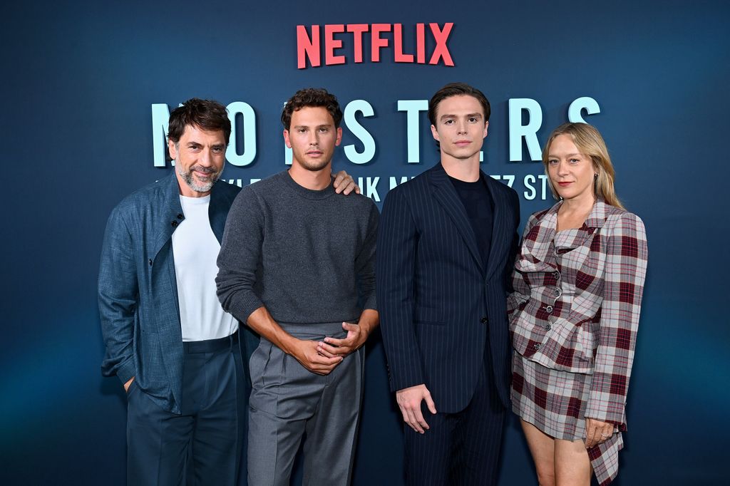 Javier Bardem, Cooper Koch, Nicholas Alexander Chavez y Chloe Sevigny en la presentación de 'Monstruos', la serie sobre el caso que triunfa en Netflix