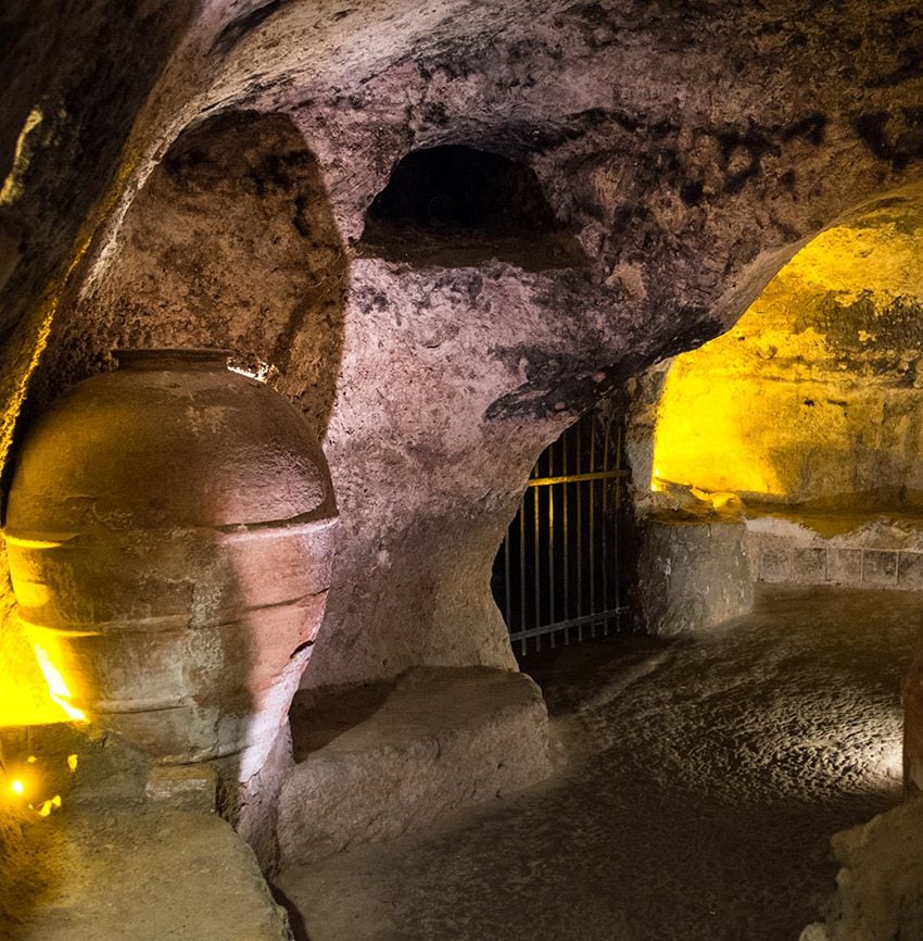 Cuevas de Requena, Valencia