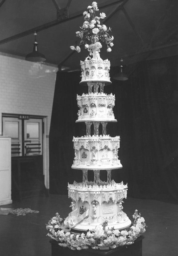 Tarta de boda Isabel II