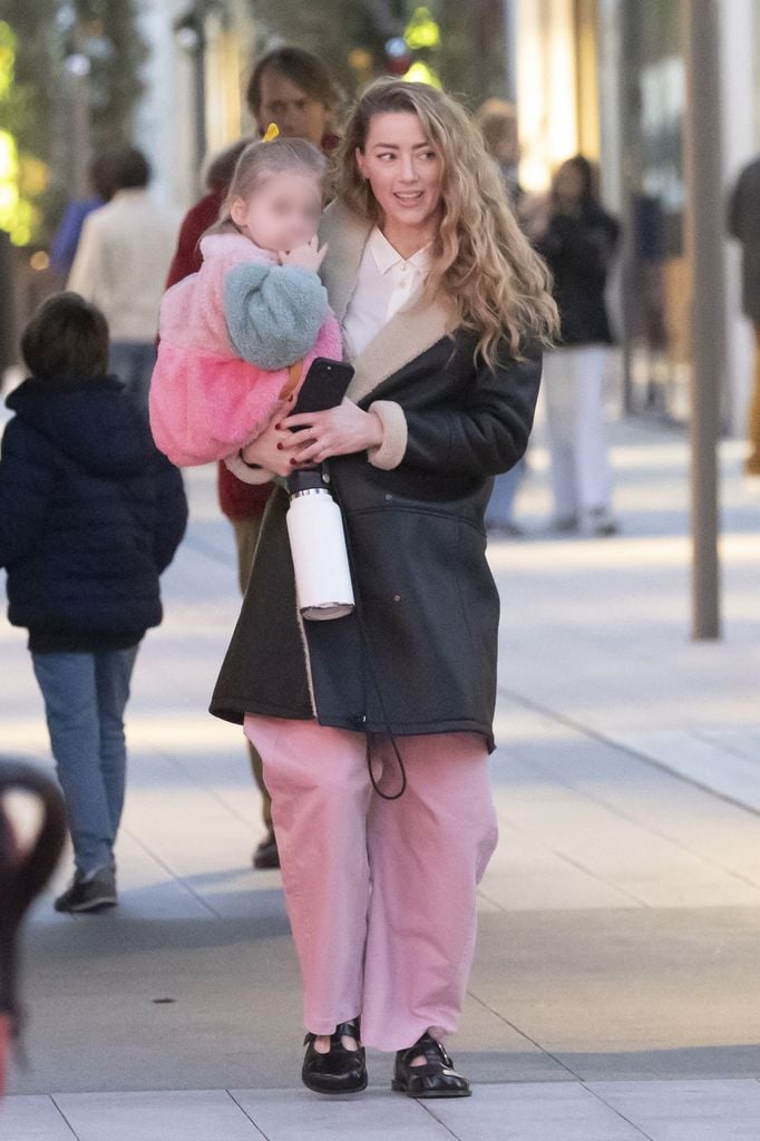 Amber Heard y su hija