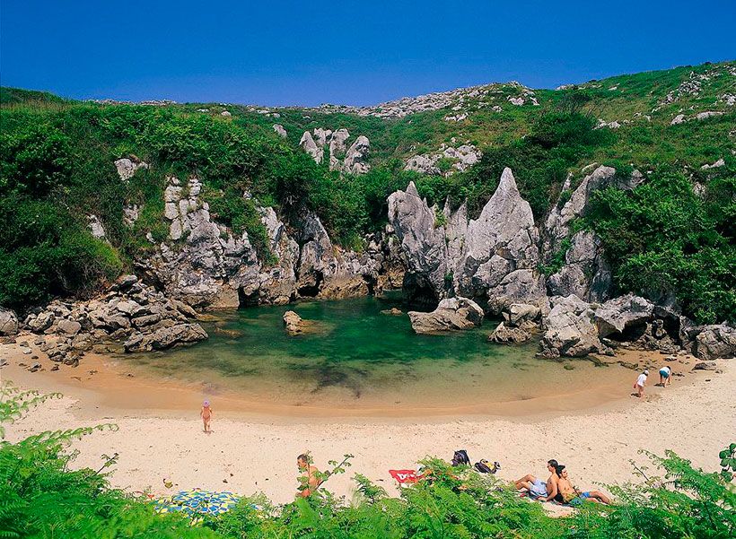 Playa GULPIYURI Llanes asturias