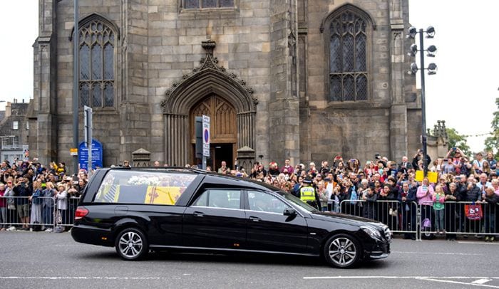 Cortejo fúnebre de Isabel II