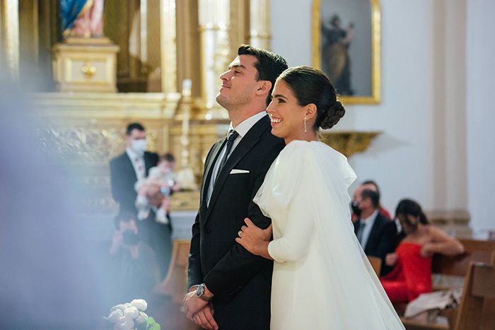 Bodas por la iglesia