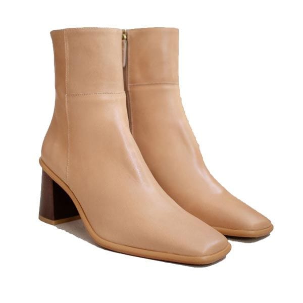 botas beige alohas