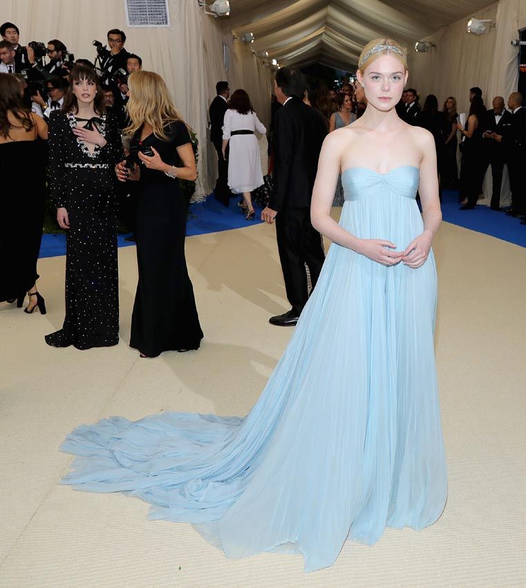 elle_fanning_met_1a